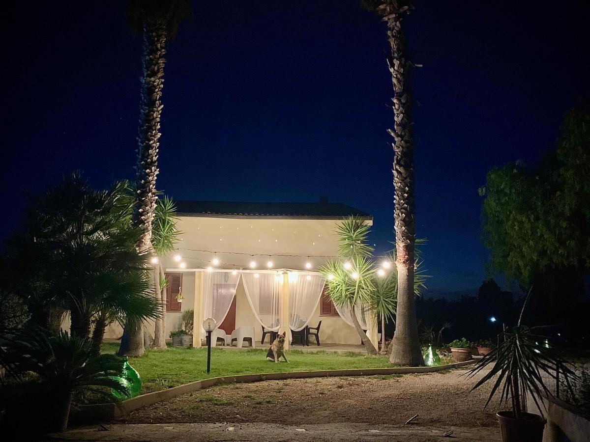 הוילה מרינה די פיסטיצ'י Borgo Casinello מראה חיצוני תמונה
